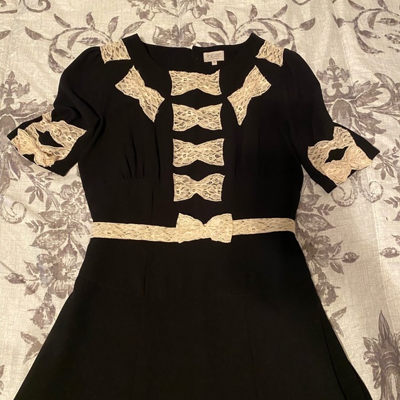 RARE Pearl Lowe British Tea Antique lace black bow dress 👗 Daisy 🌼 - Picture 4 of 8